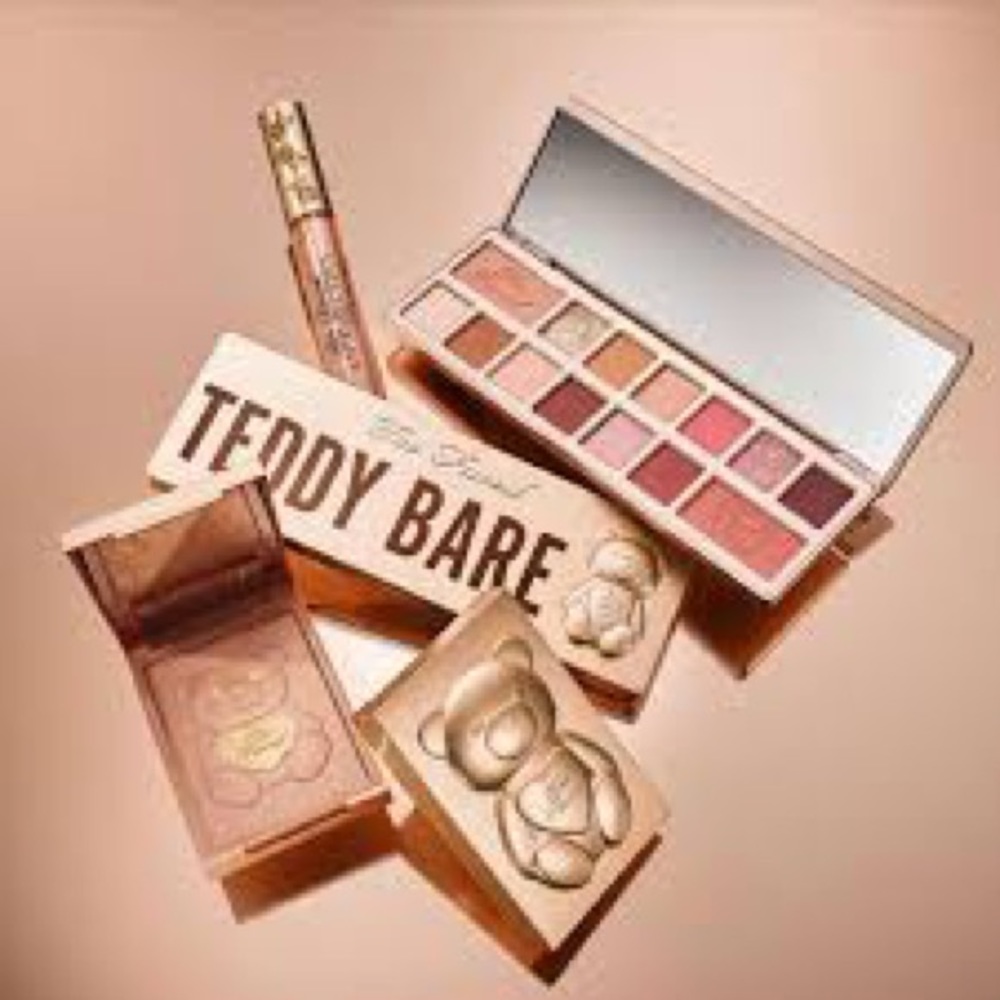 Teddy Bare It Too Faced eyeshadow COMBO ladies!